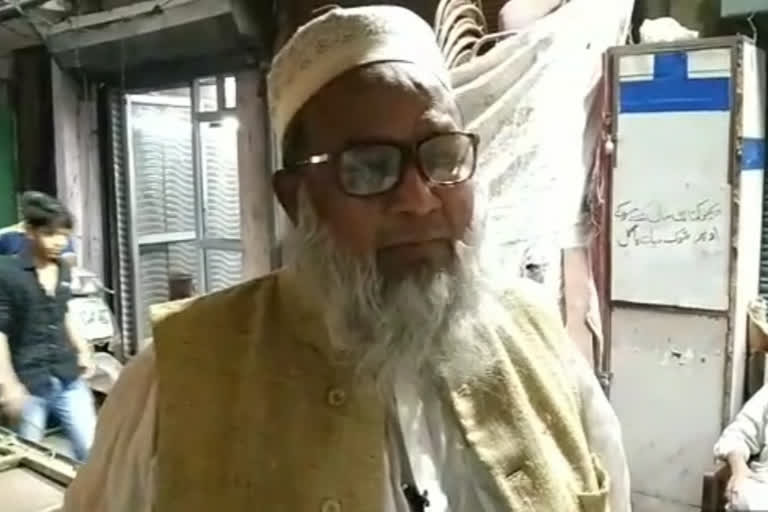 Sheikh Alim Uddin mourns on the death of Gulzar Dehalvi