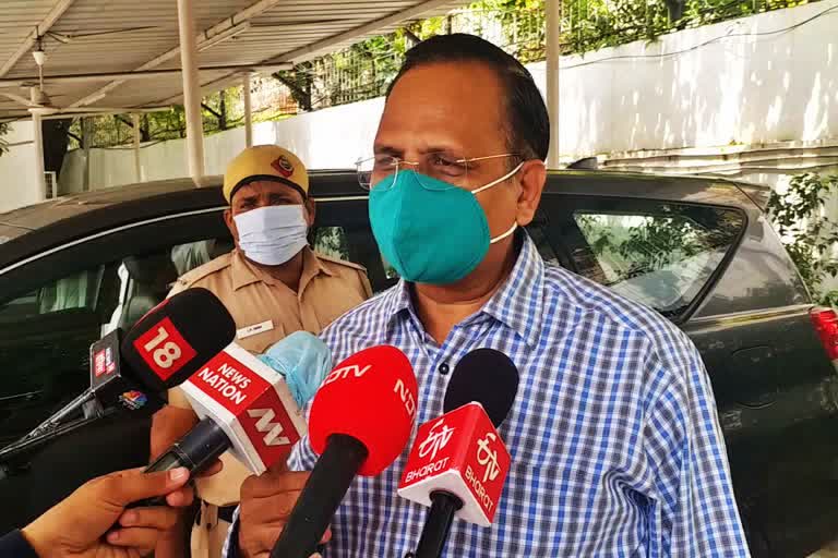 delhi-health-minister-satyendra-jain-admitted-after-corona-symptom