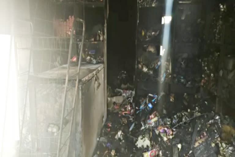 fire broke out in a shop, तारानगर न्यूज