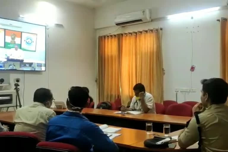 कोरोना जागरूकता अभियान, डूंगरपुर न्यूज,CM video conferencing, Dungarpur News