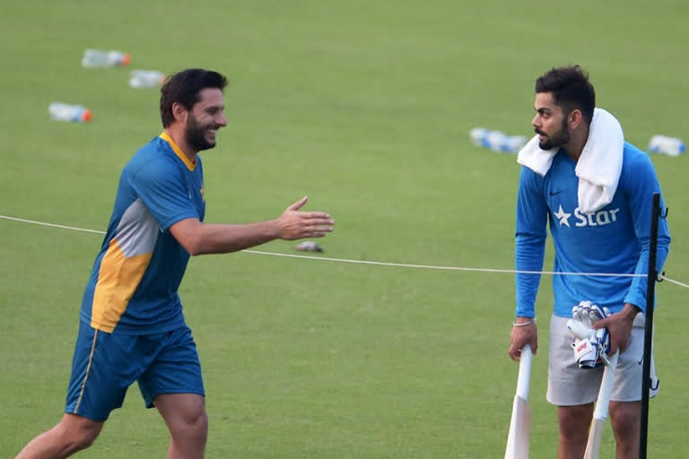 aakash chopra slams video saying corona a punishment for shahid afridi