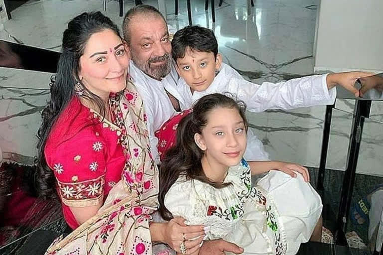 Sanjay Dutt missing his wife, kids