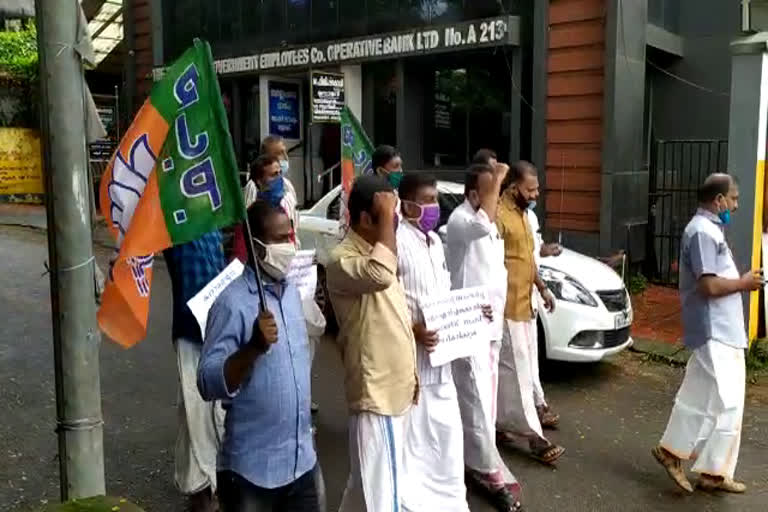 BJP and Kerala Congress against Matthew. T. Thomas MLA  BJP and Kerala Congress  Matthew. T. Thomas MLA  മാത്യു. ടി. തോമസ് എംഎൽഎ  മാത്യു. ടി. തോമസ് എംഎൽഎയ്ക്കെതിരെ ബിജെപിയും കേരളാ കോൺഗ്രസും  ബിജെപിയും കേരളാ കോൺഗ്രസും