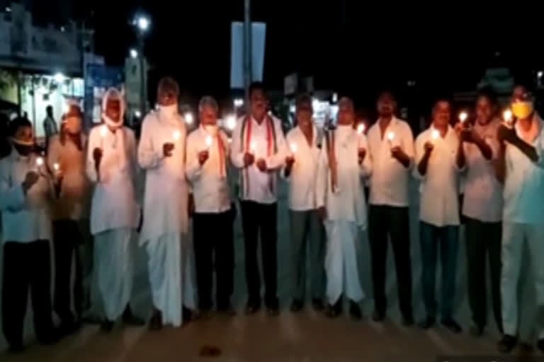 Congress leaders pay tribute to Jawan Colonel Santosh Babu's death in Kamareddy district