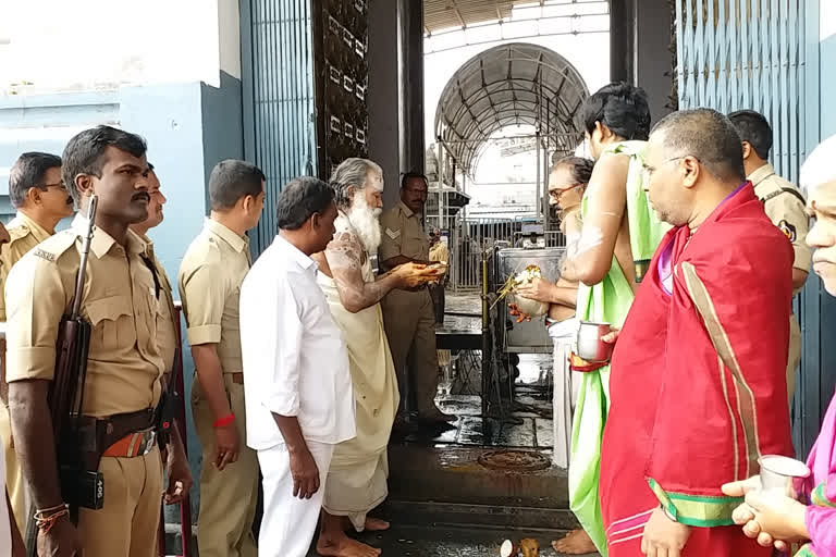 vemulavada rajeshwara sway temple closed this month 21st