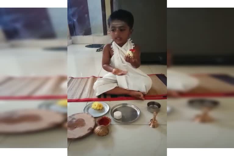 5 year old boy telling achievers name and indian history in hubli, dharwad district