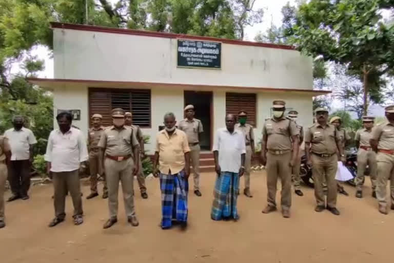 elephant attacks two men who crossed prohibited area in saakaluthu mettu