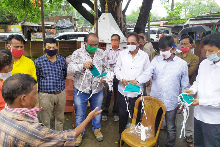 bjym distributed the mask in jamshedpur