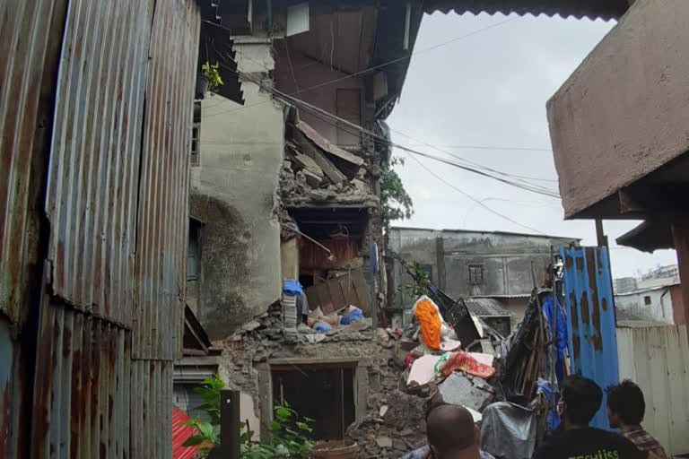 Part of building collapses near CST Road in Mumbai