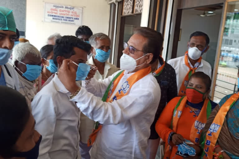 Mask Day by Lingasur BJP lingasaguru