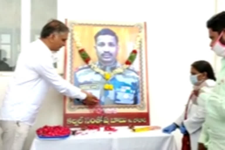 minister-harish-rao-tribute-to-the-kalnal-santosh-at-siddipeta