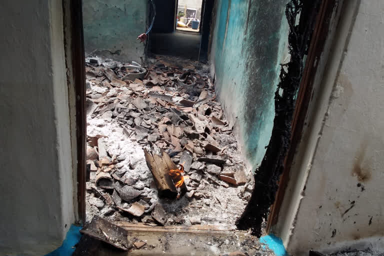 he set fire to his own house in anger incident happened in gondia