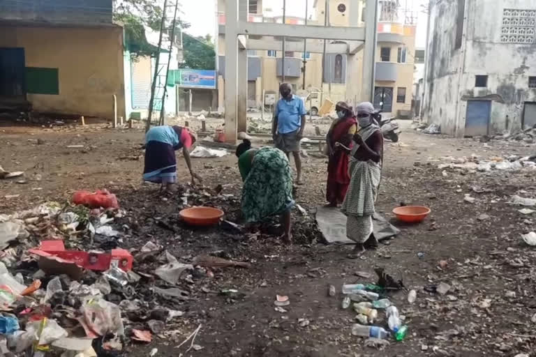 தூய்மை பணியாளர்களுக்கு அடிப்படை பாதுகாப்பு உபகரணங்கள் கூட இல்லை: வஞ்சிக்கு அரசு!