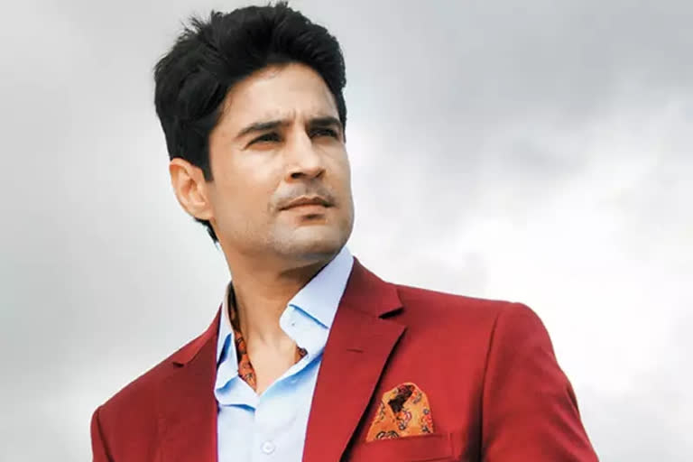 Naxal cast undergoes major rejig, reveals Rajeev Khandelwal