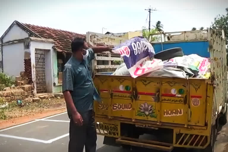 Namakkal taluk officer seized Auto involved Sand theft