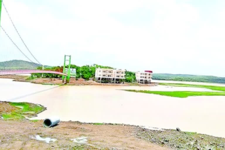 laknavaram lake