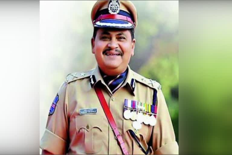 IPS officer Mahesh Bhagwat