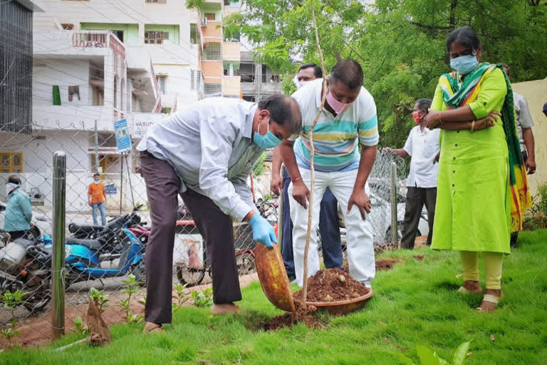 chief whip vinay bhaskar partcipated in green Friday challange