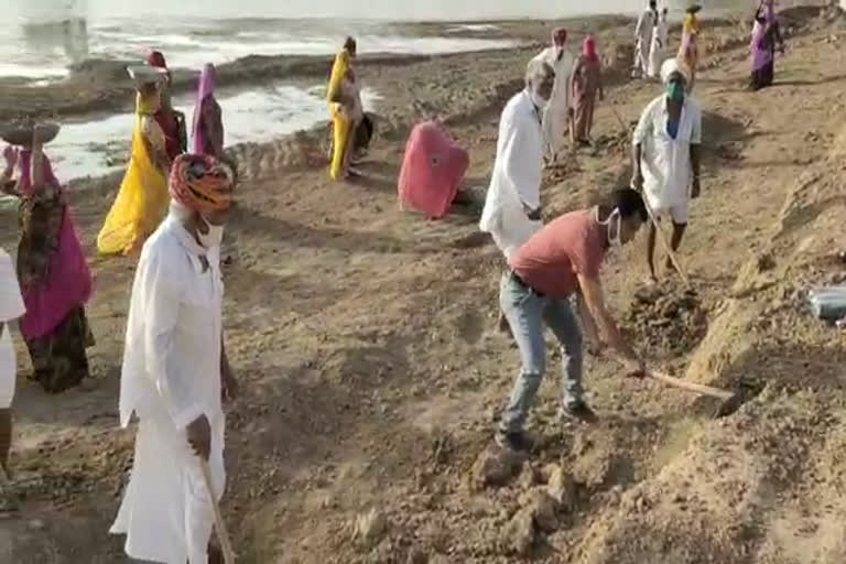 मनरेगा का टाइम,  मनरेगा वेतन भत्ता,  MNREGA,  MNREGA salary allowance,  MNREGA work time