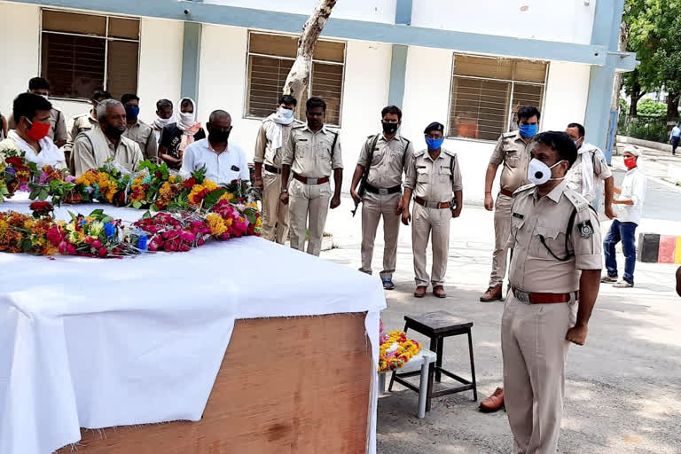 Constable's killers away from police's reach for five days