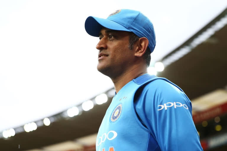 Dhoni for India camp post lockdown? Experts divided