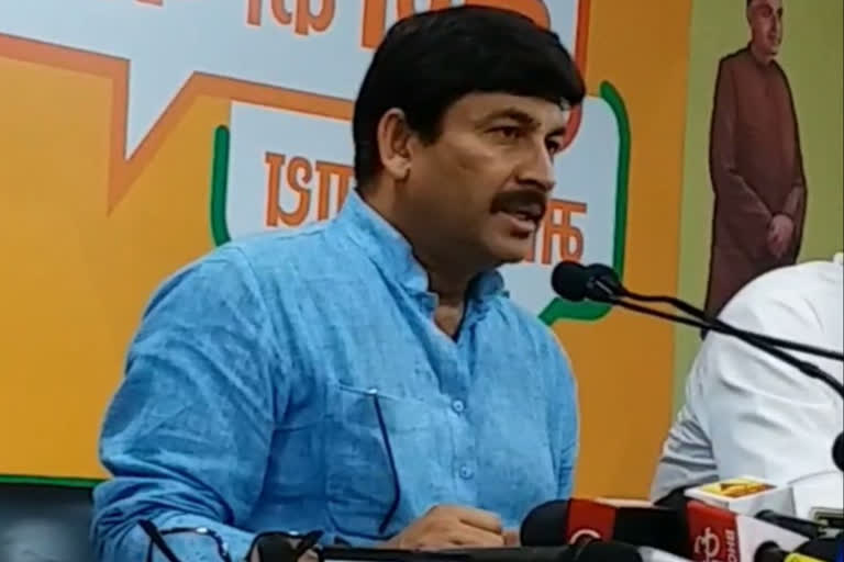 Manoj Tiwari take the responsibility for schooling of martyred soldier sunil kumar children