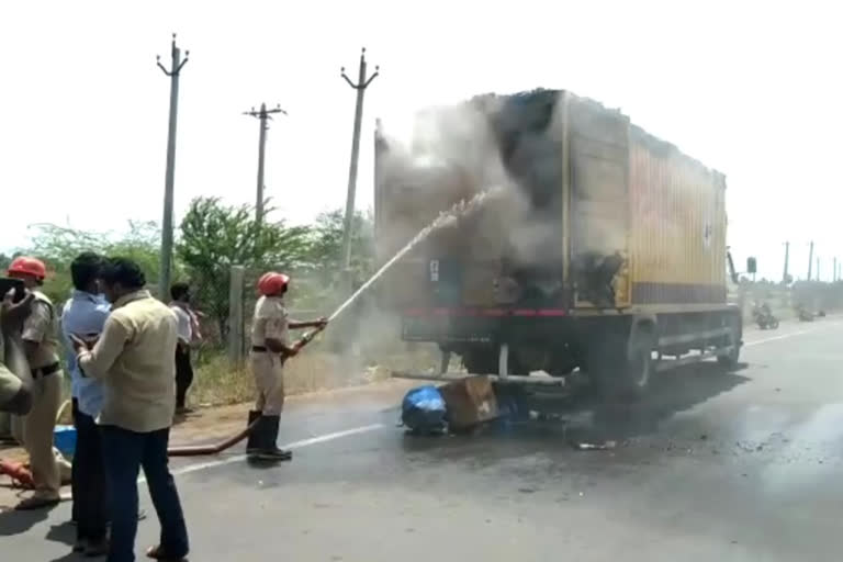 Fire accident in a lorry with shot circuit at nellore