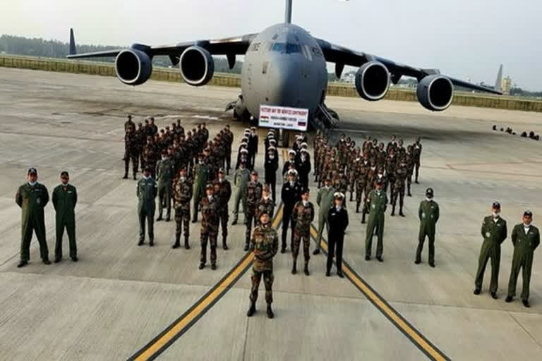 Indian military team