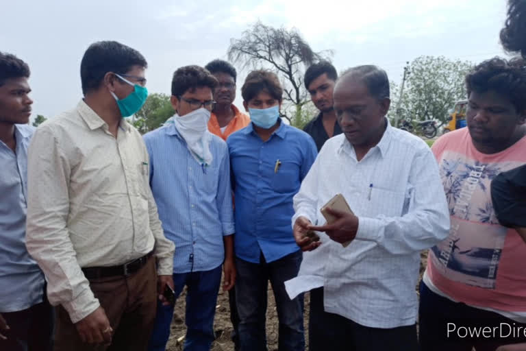 Officers inspect soybean crops in Mudhol