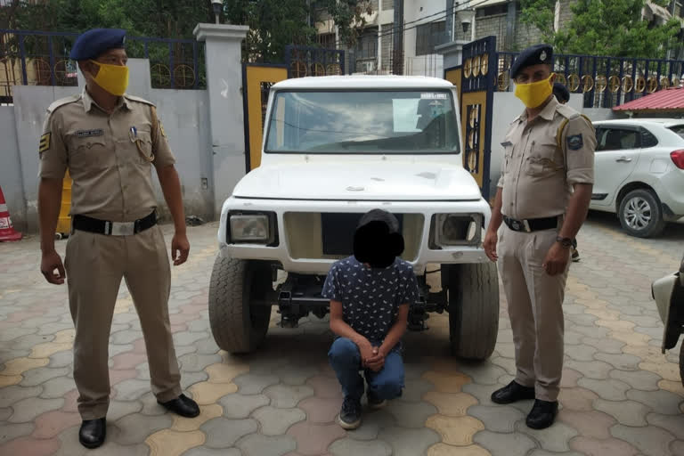 Police caught a man stealing vehicles in Kullu