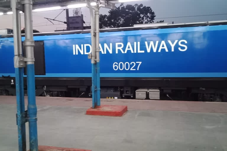 new locomotive reached Itarsi railway junction