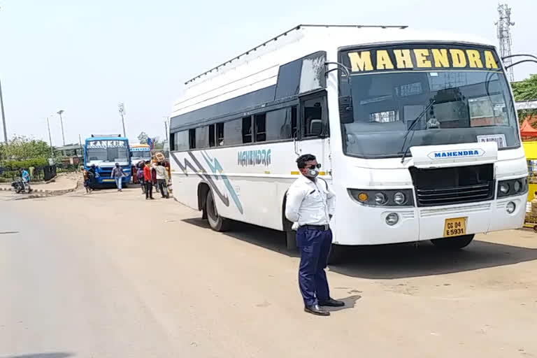 73-students-from-kyrgyzstan-reached-raipur