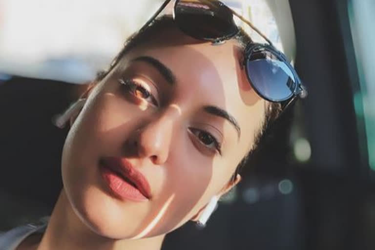 Sonakshi Sinha deactivates Twitter to stay away from ‘negativity