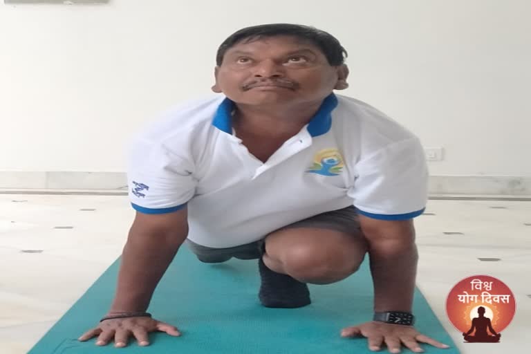 arjun munda celebrates International Yoga Day