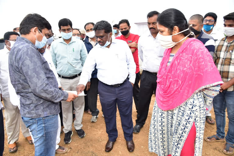 guntur collector samuel anand kumar visit  house sites