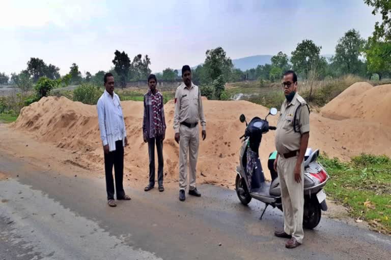 raigarh-police-took-action-on-sand-mafia