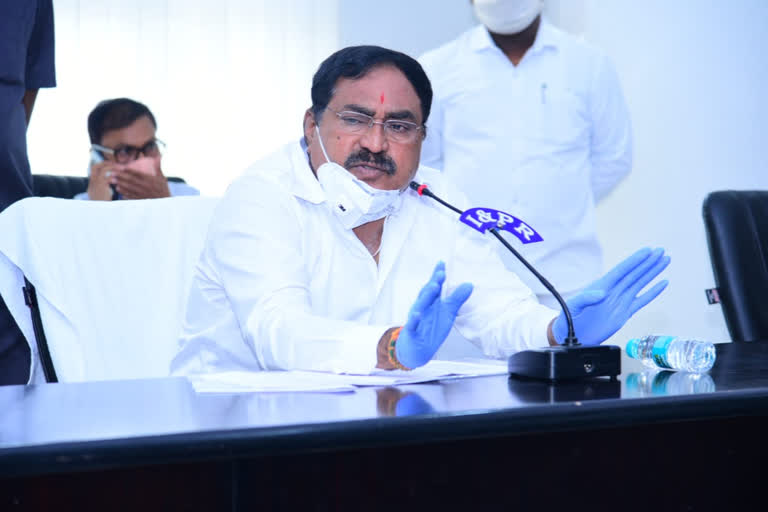 minister errabelli review on harithaharam in janagama collecterate