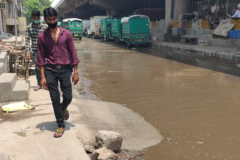 water logging problem at damodar park industrial area main road