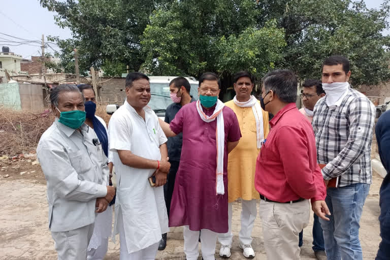 Hisar MLA visits the city on the issue of water logging