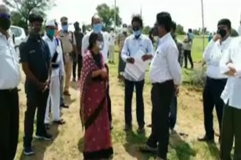 Villages under the Kodungal Municipality inspected by Vikarabad Collector Pousami Basu