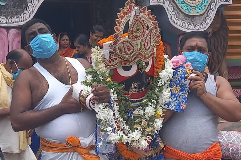 Lord Jagannath rath yatra not taken out due to covid-19 in seraikela