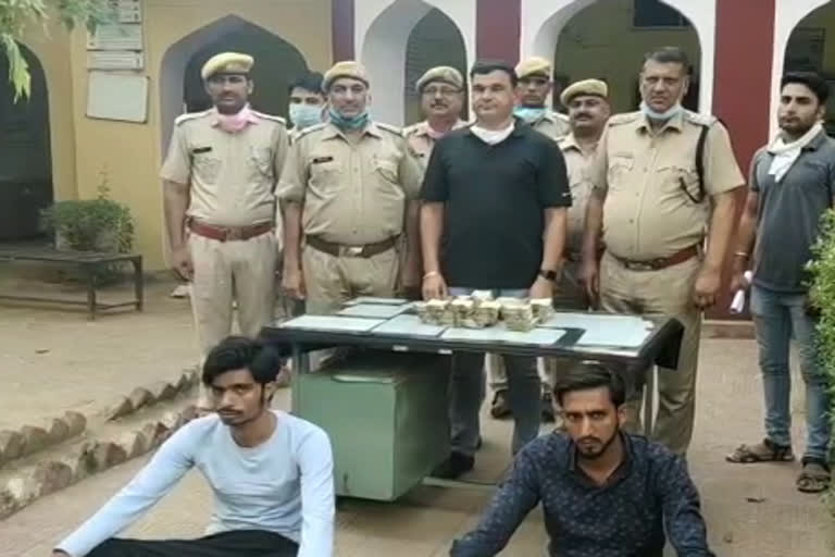 लूटपाट की वारदात,  विराटनगर में लूट, jaipur news,  rajasthan news,  etvbharat news,  rajasthan hindi news,  विराटनगर थाना पुलिस