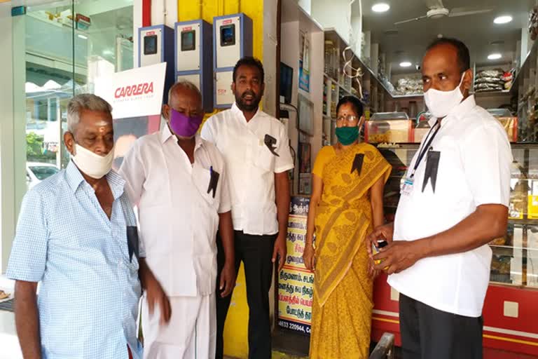 2000-merchants-denounced-wearing-black-badge-in-tenkasi