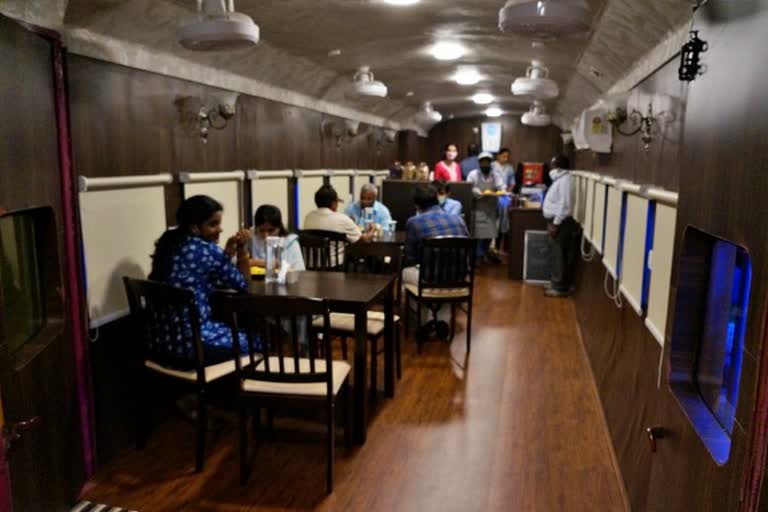 railway coach cafe