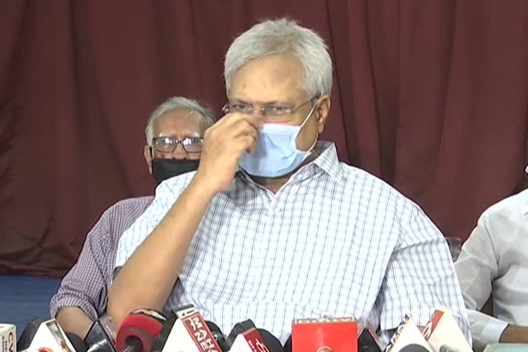 undavalli arunkumar suggestion to cm jagan over wearing mask