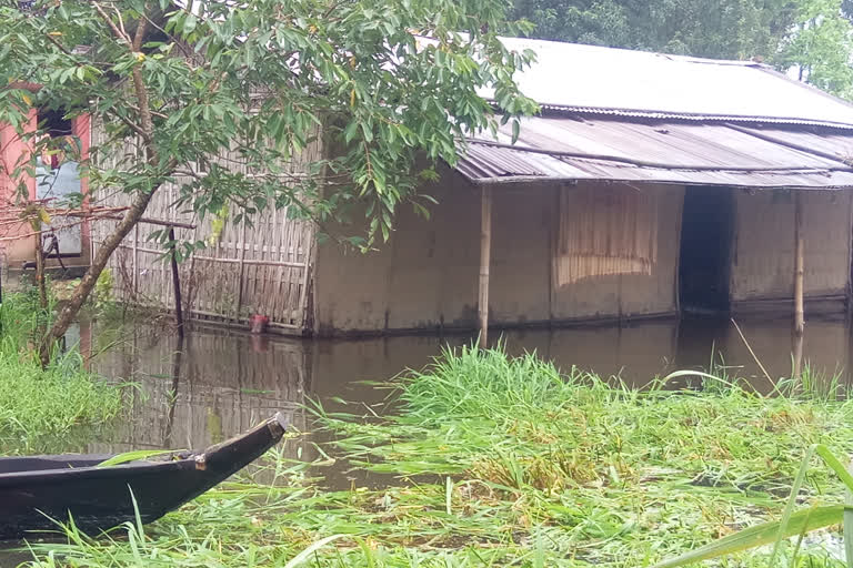 danger level at singora river flood of Naoboicha