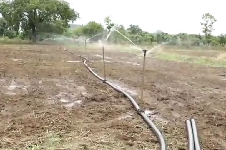 without using electricity Water taken by farmers in akola