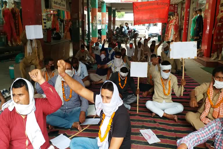 panipat municipal workers on two-day hunger strike over demands