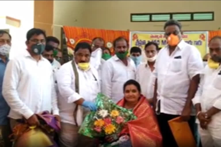 sattupally mla sandra venkata veeraiah visited in kalluru