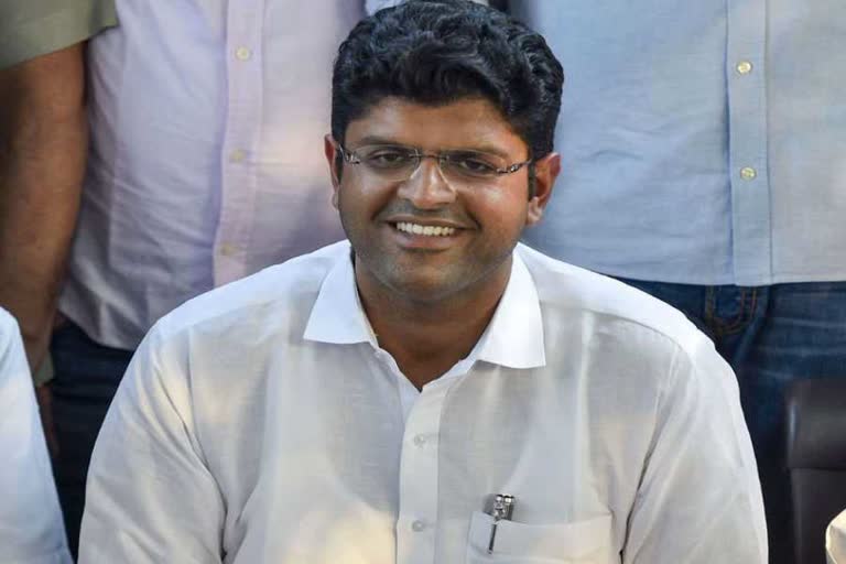 dushyant chautala reaction on distribution of nutrition floor in depot